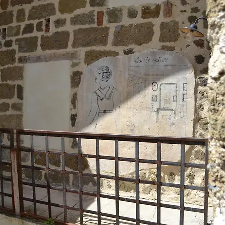 Le 19 Chapelle 43m2 - Centre Historique - Clim * Langeac