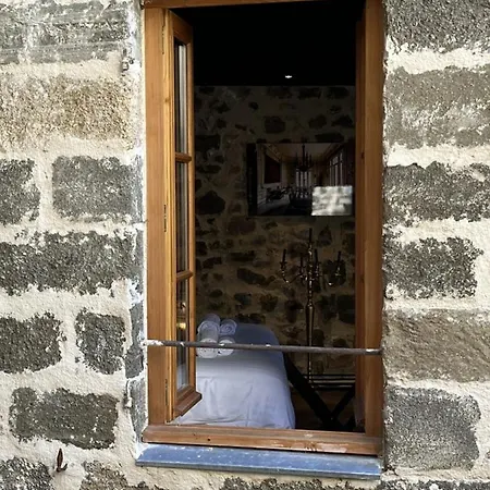 Le 19 Chapelle 43m2 - Centre Historique - Clim מלון