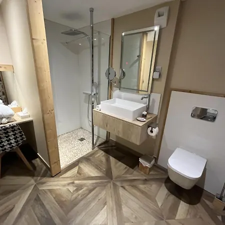 Le 19 Chapelle 43m2 - Centre Historique - Clim * Langeac